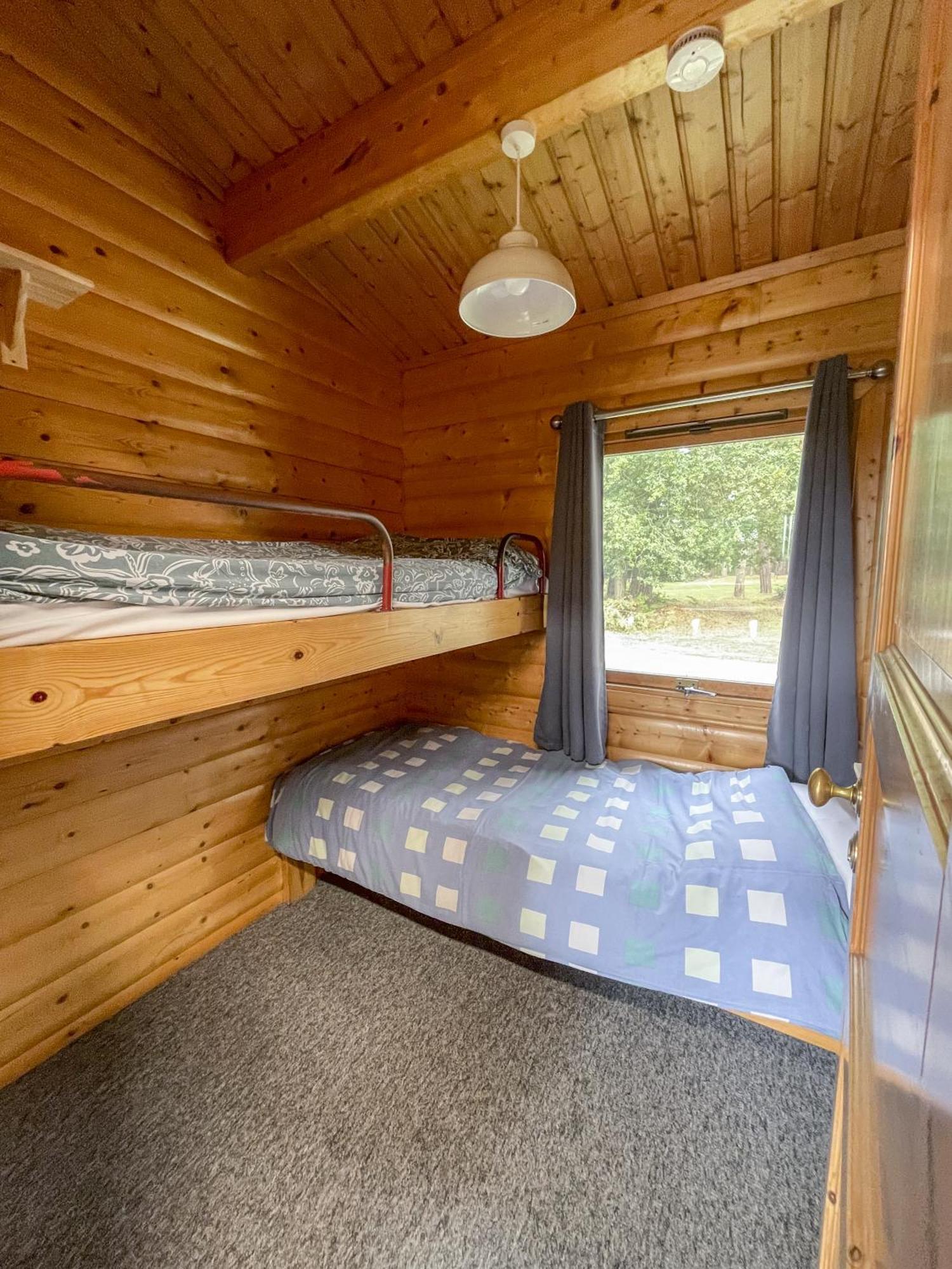 Villa Avon Tyrrell Outdoor Activity Centre Bransgore Exterior foto